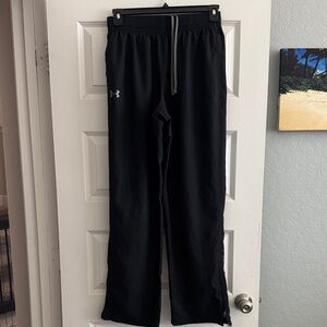 Under Armour Mens Black Athletic Joggers with Gray Drawcord